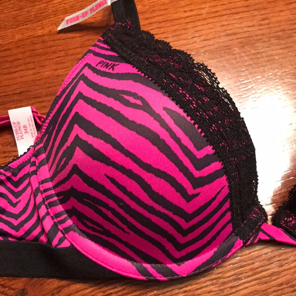 Victoria’s Secret bra NEW